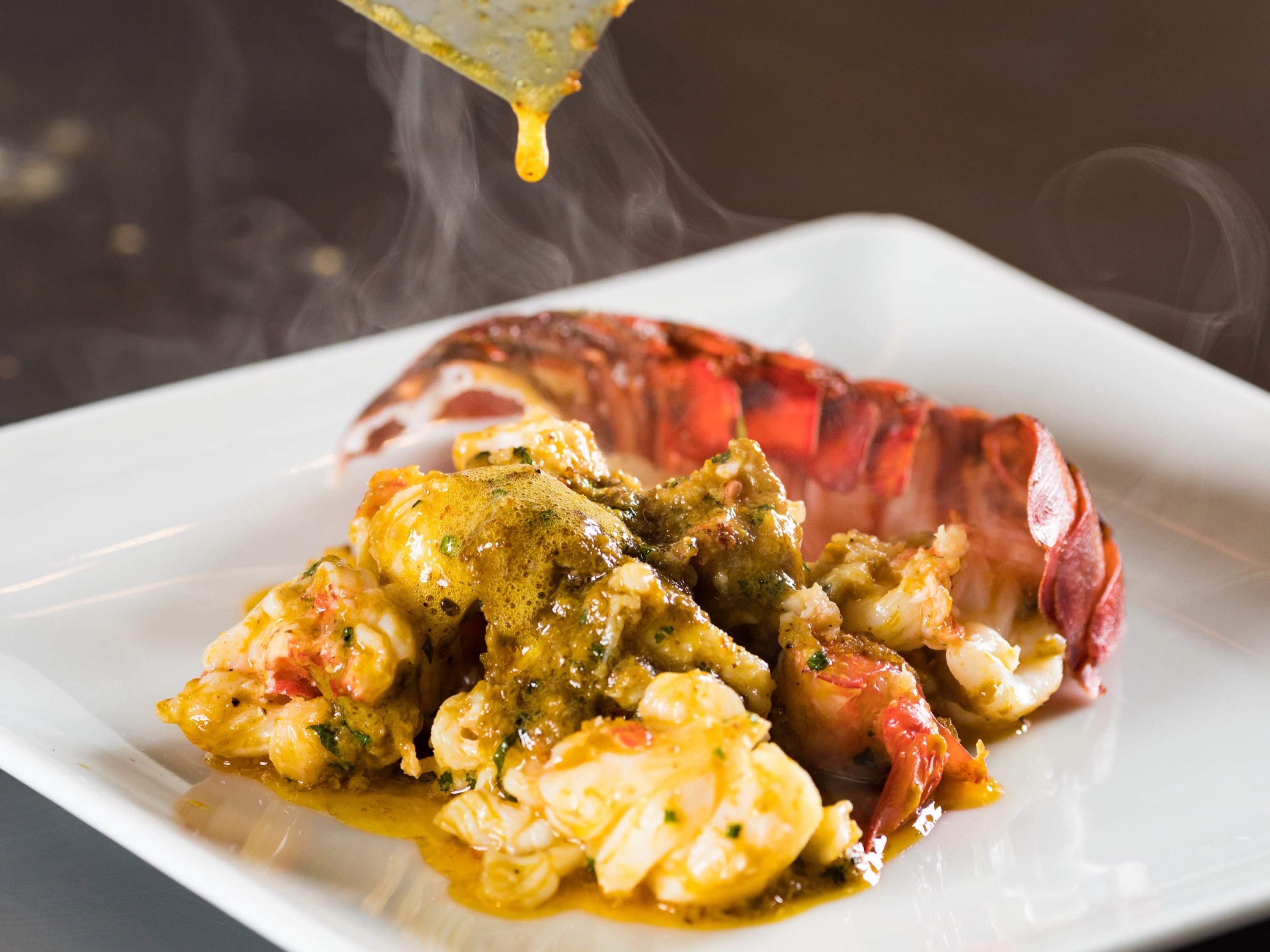 店铺的介绍 在东京都中心区尽收眼底的天空贵宾室，慢慢品尝铁板烧牛排吧！